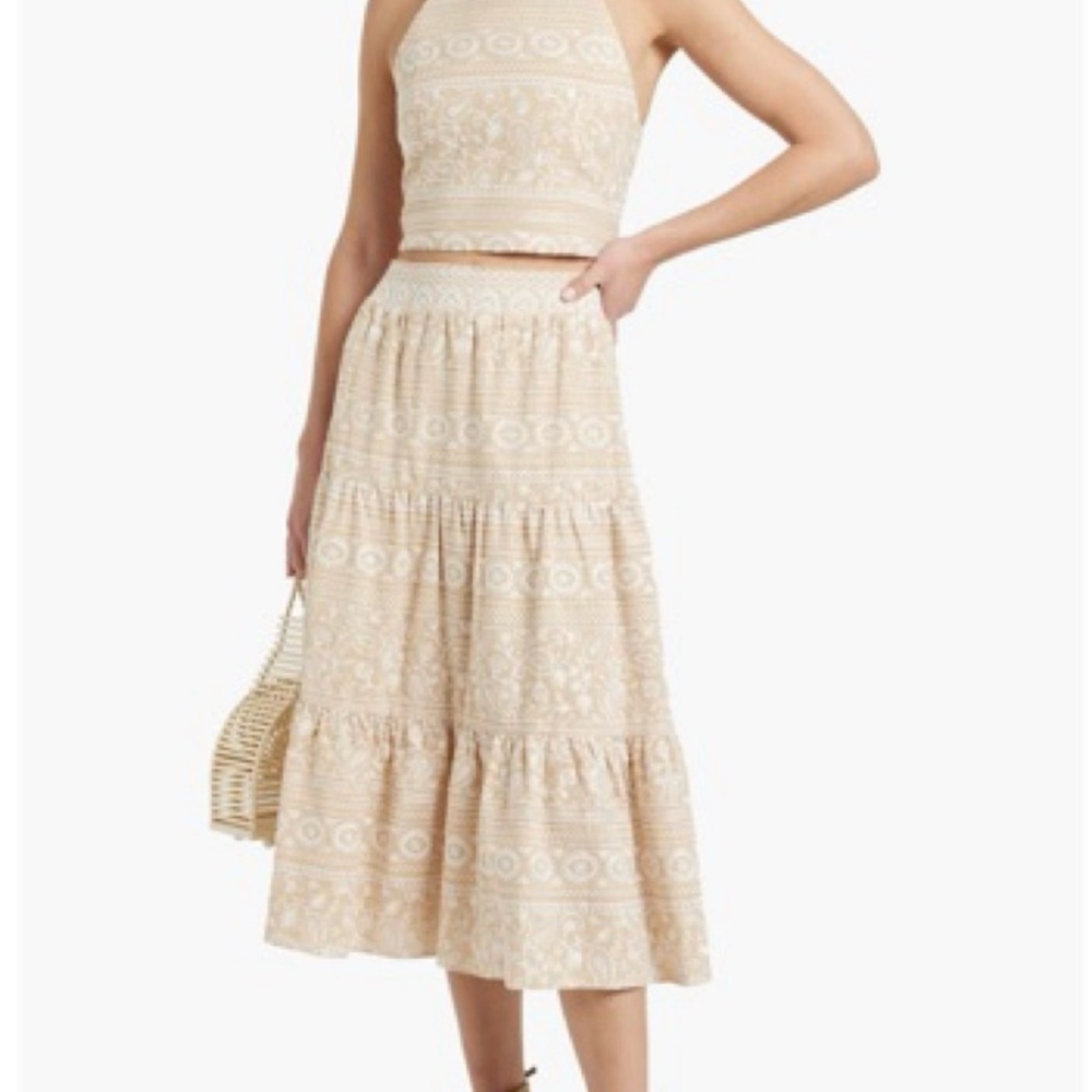 Alice and Olivia set